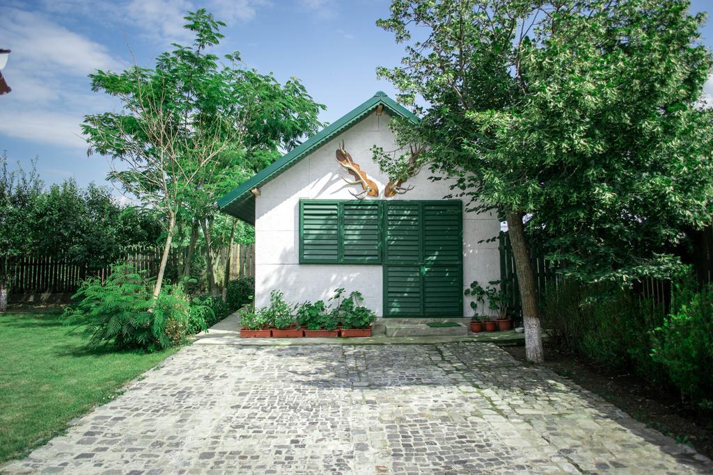 Hôtel Casa Diana à Comana Extérieur photo